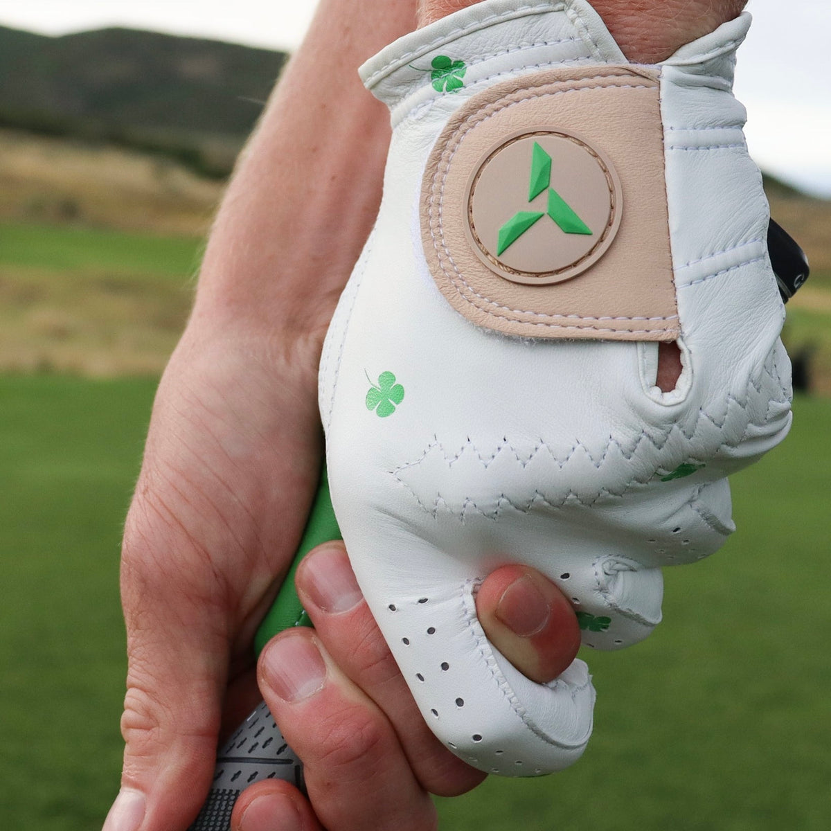 Golf Gifts Under $25. Amazing Deals On Golf Accessories. – Yatta Golf