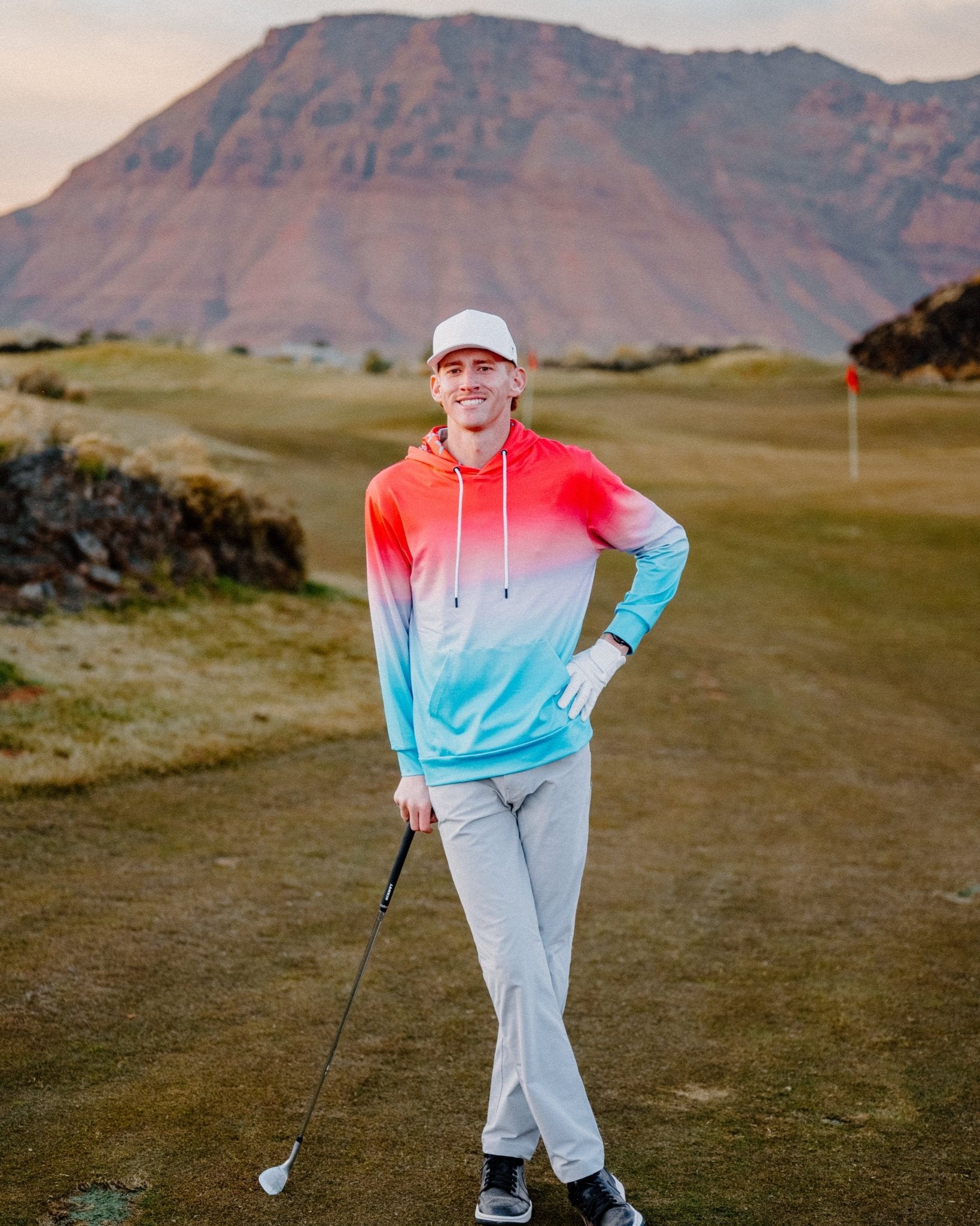 Beachy Sunset Hoodie - Men's - Yatta Golf