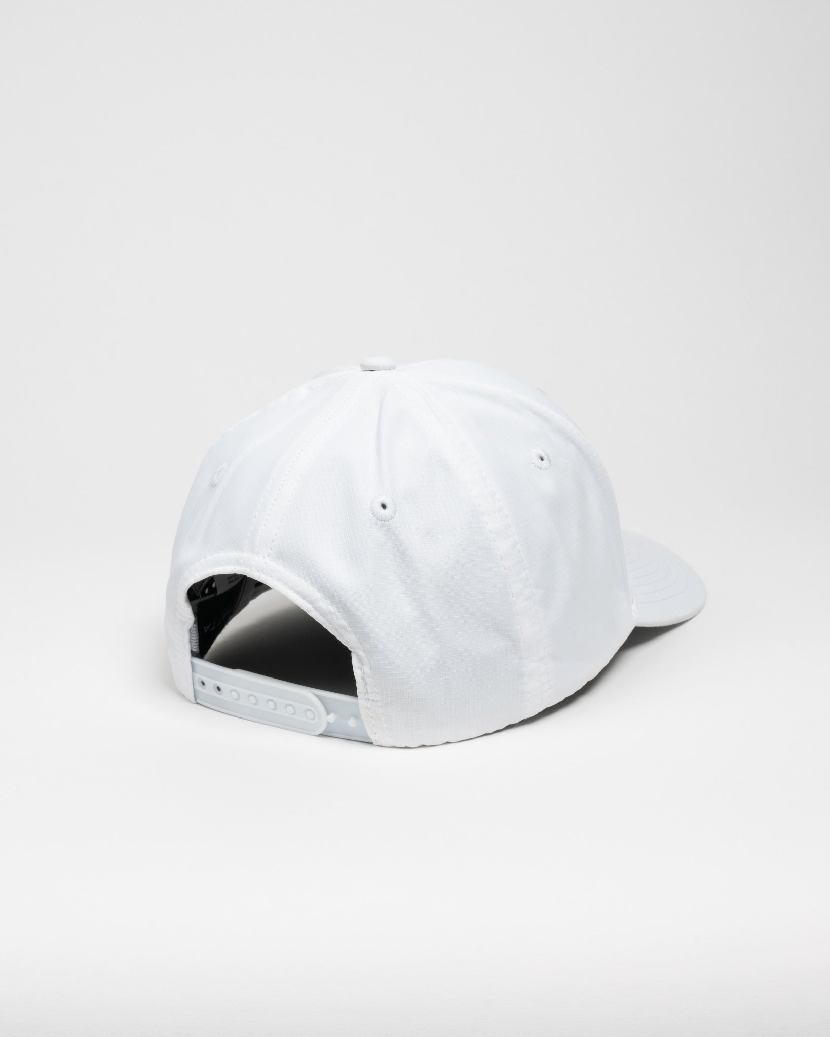 White Just Beachy Golf Hat - Yatta Golf